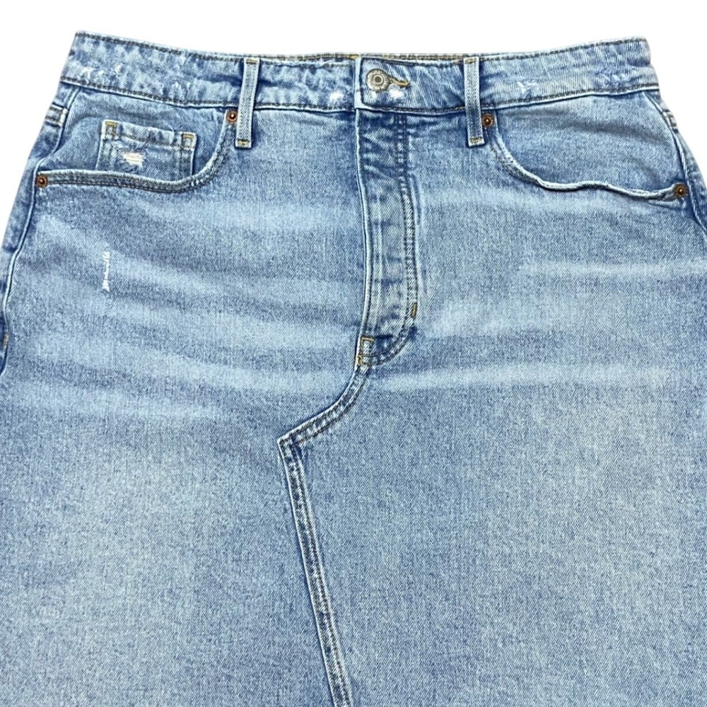 Old Navy Higher High-Rise Denim Midi Skirt Light Wash Button Fly Raw Hem Size 12 - Picture 7 of 10